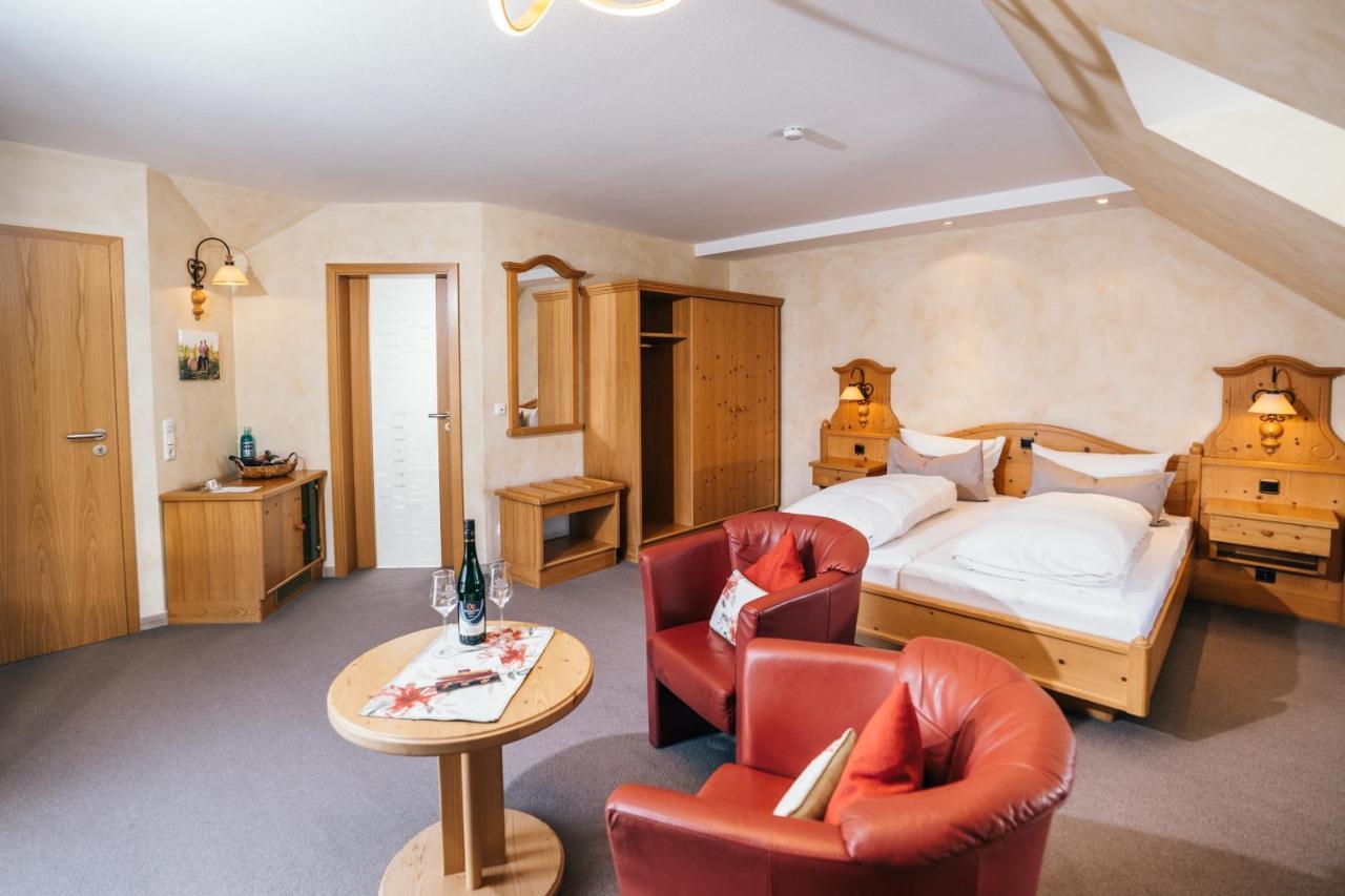 Weinhotel Offenstein Erben Eltville am Rhein Esterno foto